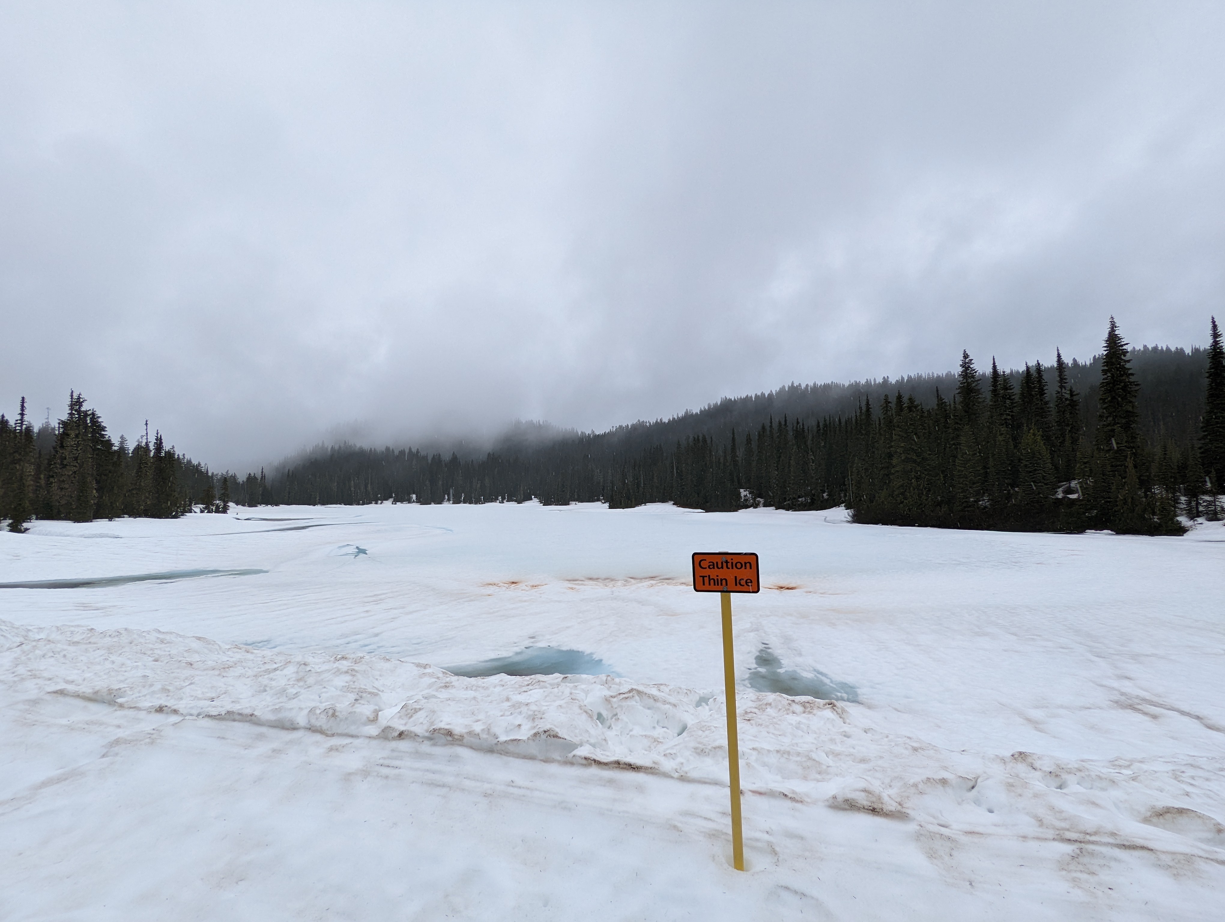 Famous Reflection Lake 倒映湖冰雪覆盖